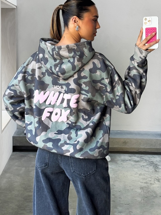White Fox Boutique Tops - nwt $75 white fox Women’s Camo Hoodie sweatshirt Green XS / S oversized offstage